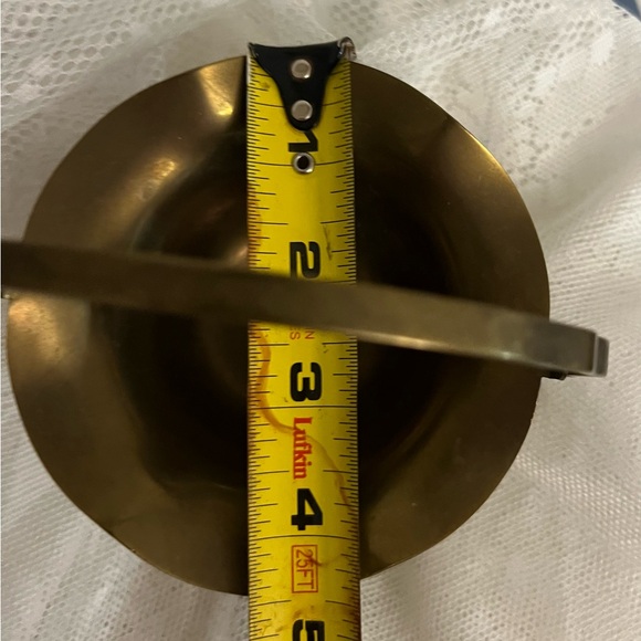 Vintage Brass Scalloped Edge Basket with Folding Handle - Picture 6 of 6